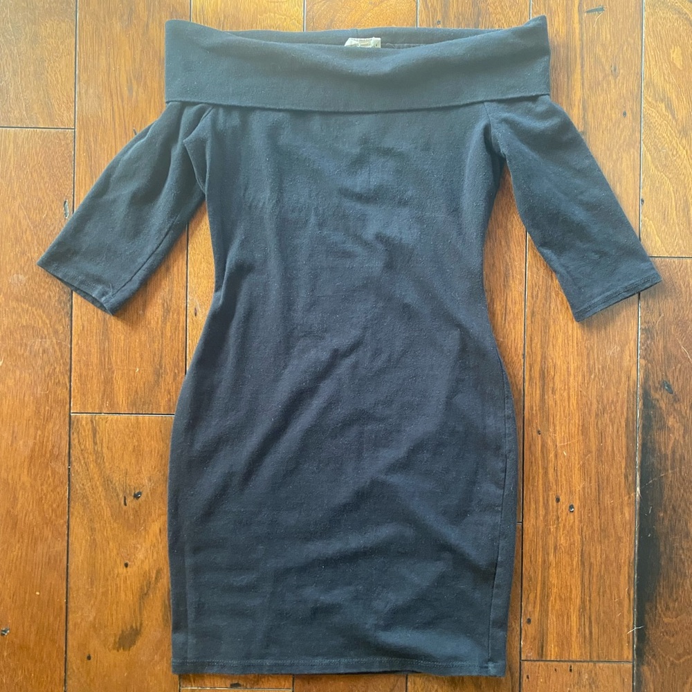 Black off the shoulder mini body con dress. Size M. LA hearts
